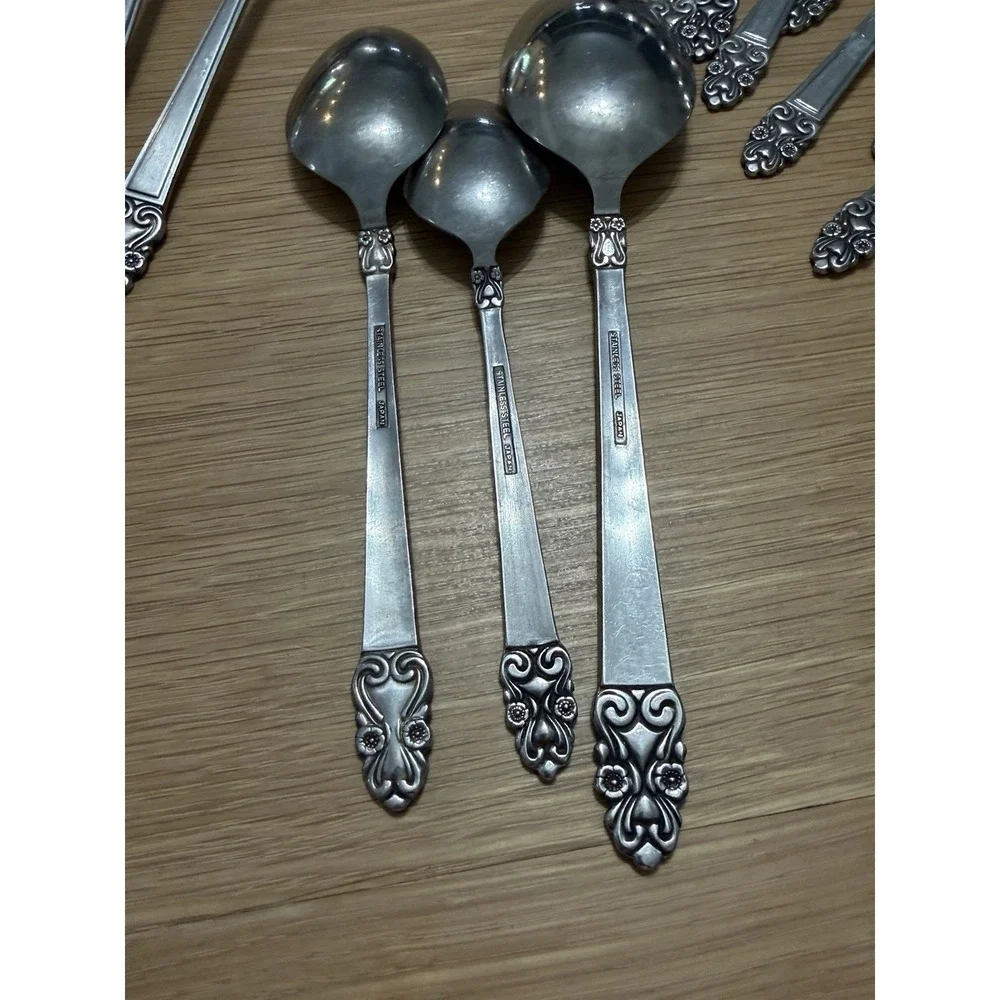 Vintage UNF476 Unknown Stainless Flatware Japan 70 Pc Set